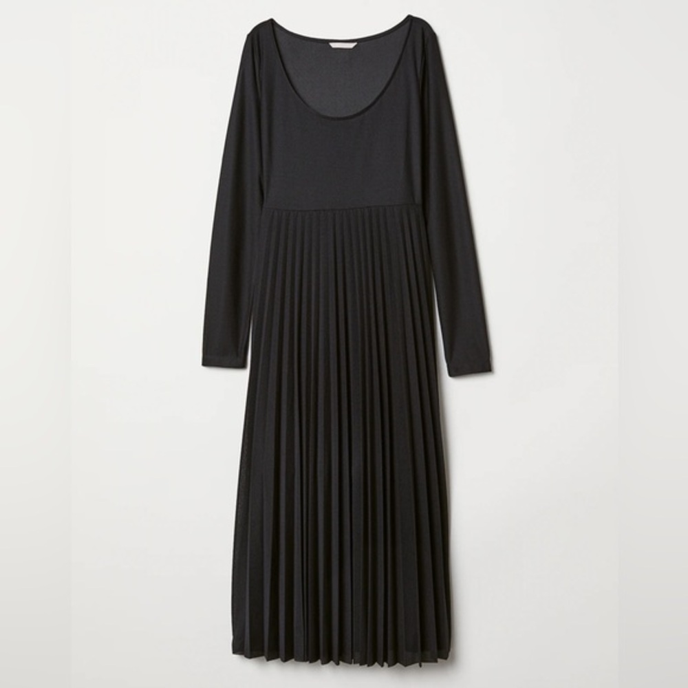Merona black pleated dress